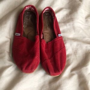 TOMS red shoes